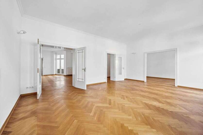 Wohnung zum Kaufen in Düsseldorf 795.000 € 146 m²