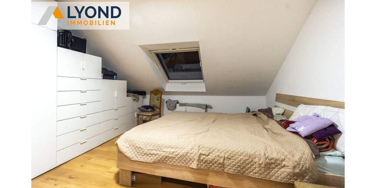 Etagenwohnung Moers Repelen - 4 Zimmer, 90 m&sup2;, 145.000&euro; | Angebot:25067353