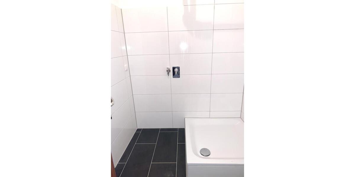 Dachgeschoßwohnung Duisburg Hamborn - 2.5 Zimmer, 55 m&sup2;, 369&euro; | Angebot:24807016