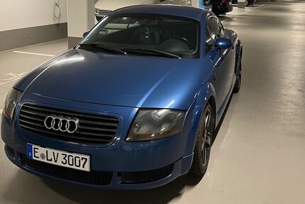 Audi TT 217.600 km 6.299 &euro; Essen 45131