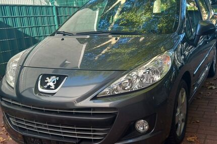 Peugeot 207 49.468 km 5.500 &euro; Gelsenkirchen 45888