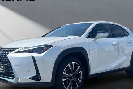 Lexus UX 21.800 km 32.450 &euro; Wesel 46485