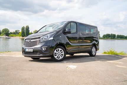Opel Vivaro 118.000 km 16.900 &euro; Düsseldorf 40489