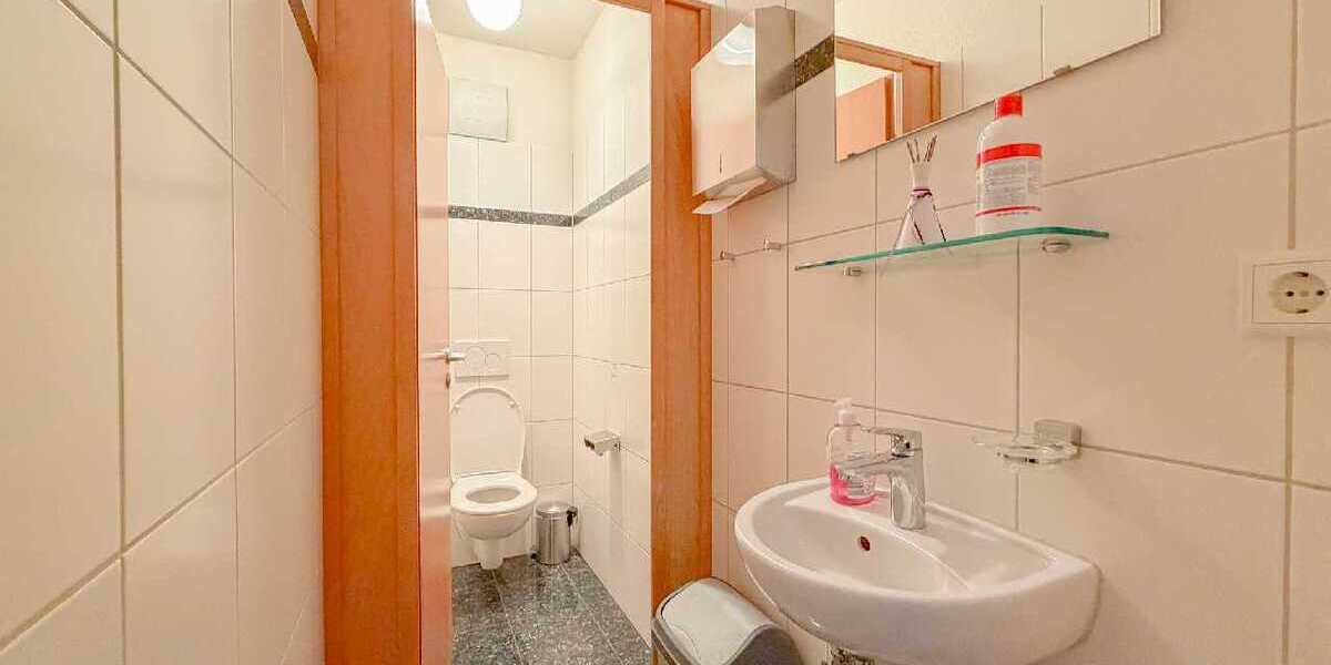 Gewerbeobjekt Ratingen Zentrum - 6 Zimmer, 101 m&sup2;, 1.160&euro; | Angebot:26343717