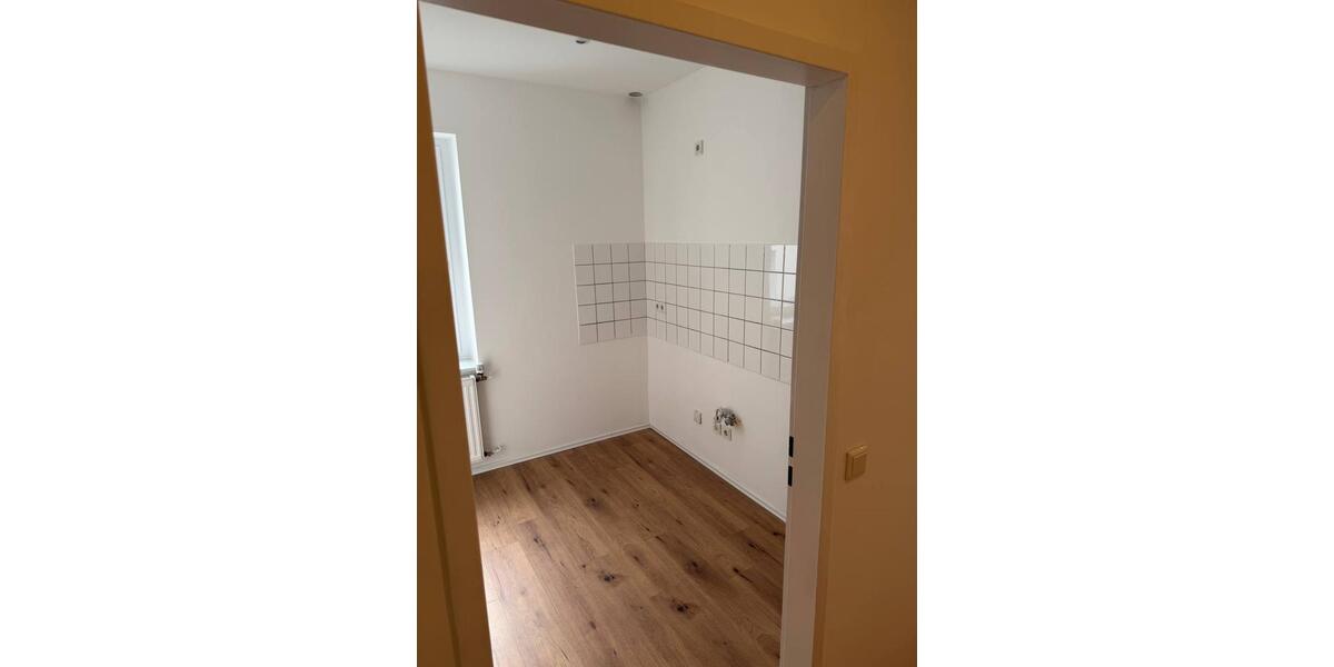 Etagenwohnung Krefeld Cracau - 2 Zimmer, 60 m&sup2;, 470&euro; | Angebot:26184765