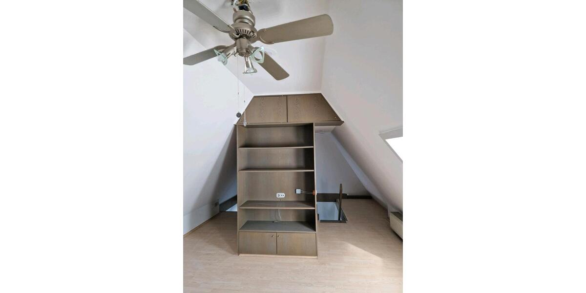 Dachgeschoßwohnung Wesel - 2 Zimmer, 65 m&sup2;, 780&euro; | Angebot:26362635