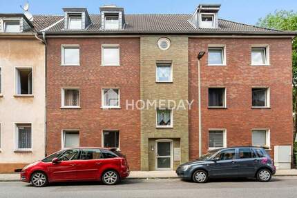 Charmante Dachgeschosswohnung mit 4 Zimmern, Innenhof und Stellplatz 4 zimmer