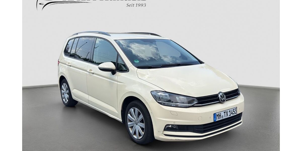 VW Touran 389.000 km 5.990 &euro; Mülheim a.d. Ruhr 45476
