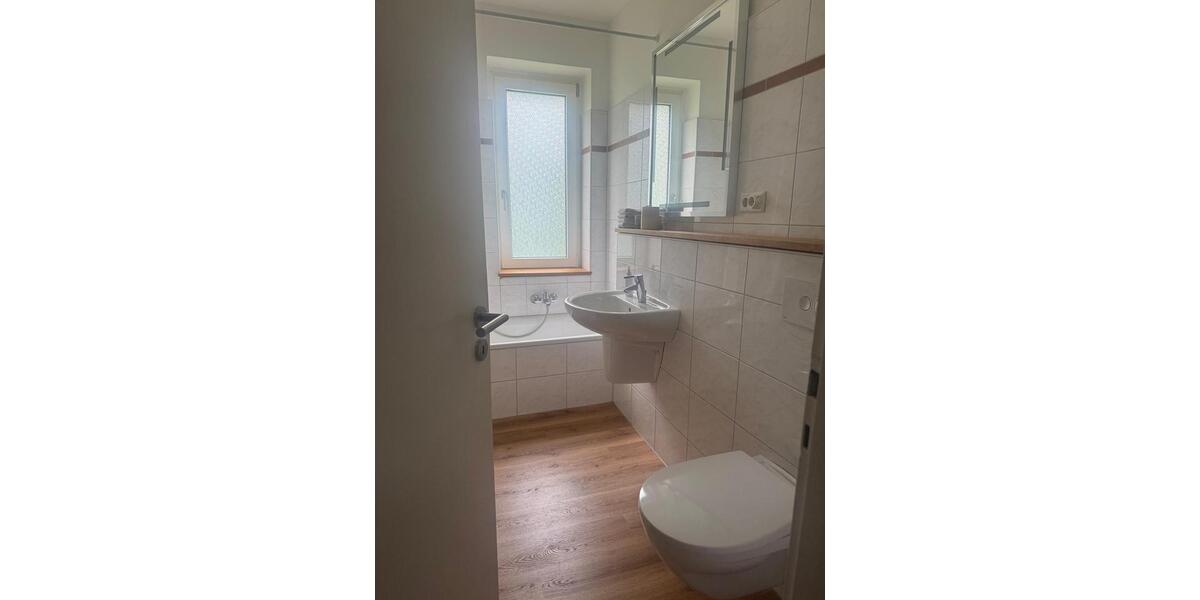 Erdgeschoßwohnung Düsseldorf Niederkassel - 3 Zimmer, 77 m&sup2;, 549.000&euro; | Angebot:25270497