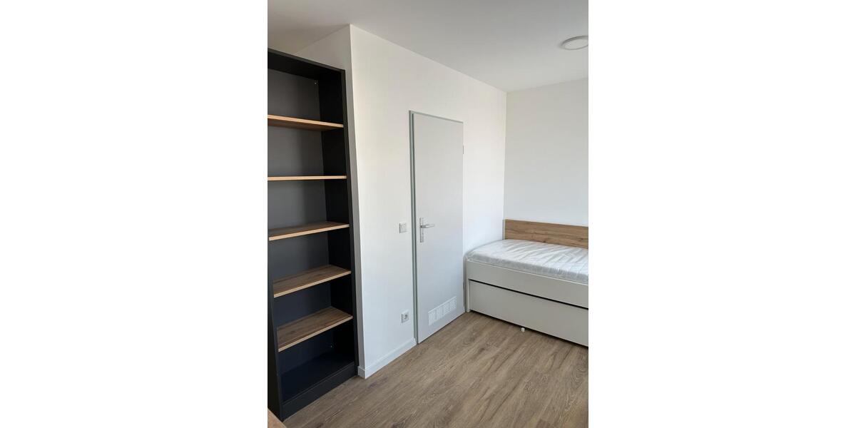Etagenwohnung Essen Stadtbezirk VI - 1 Zimmer, 15 m&sup2;, 475&euro; | Angebot:26444008