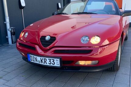 Alfa Romeo Spider 82.450 km 14.800 &euro; Voerde 46562