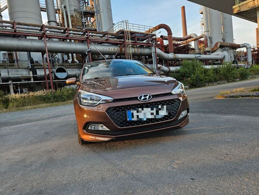 i20