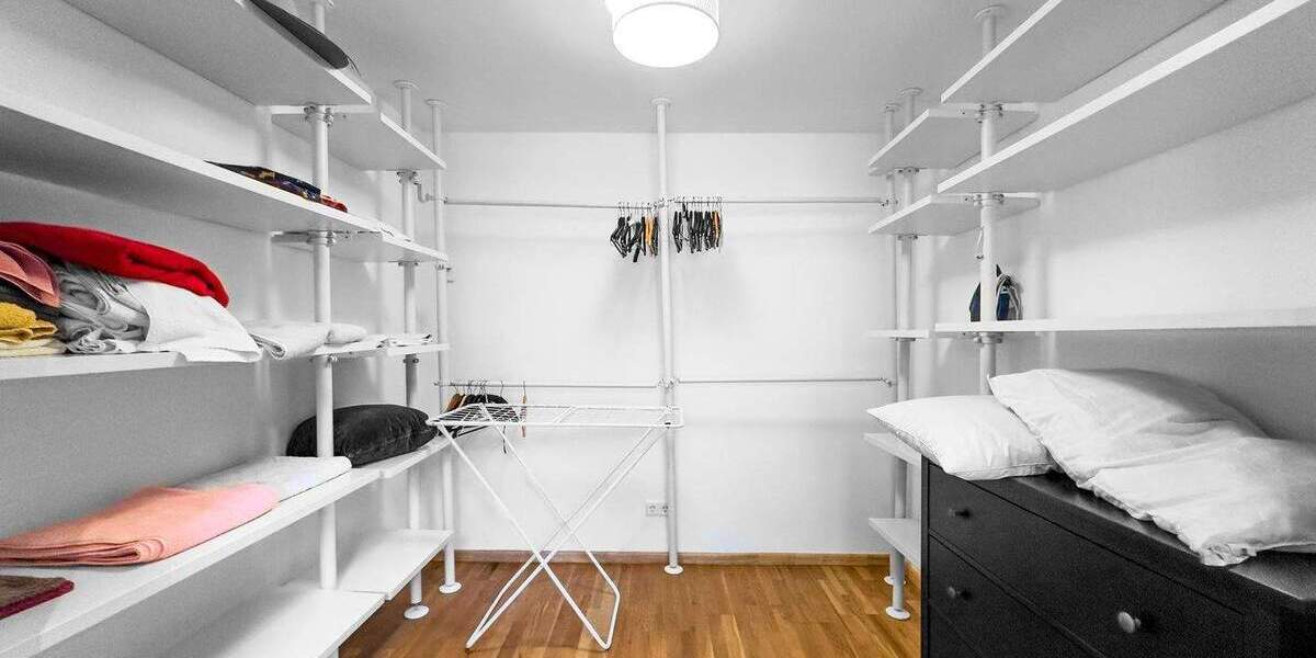 Etagenwohnung Düsseldorf Friedrichstadt - 4 Zimmer, 160 m&sup2;, 3.490&euro; | Angebot:24722649