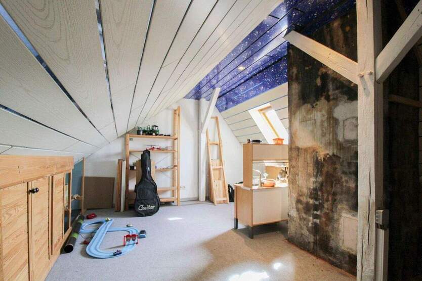 Richtig zuhause: Gepflegtes Reihenmittelhaus mit Garten in Citylage 3 zimmer