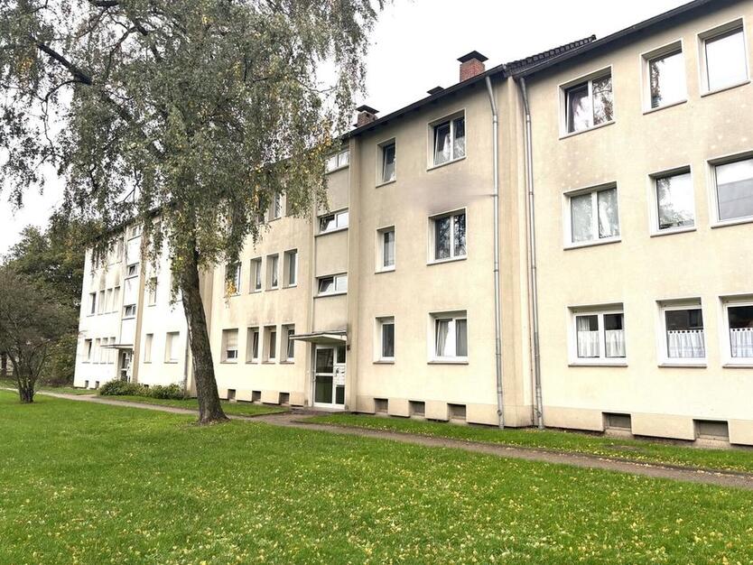 Bei VIVAWEST die Sonnenstrahlen auf dem eigenen Balkon genießen. zimmer