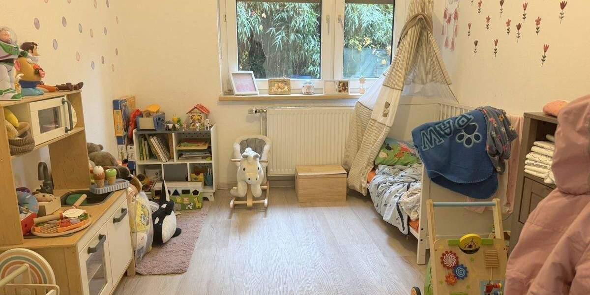Etagenwohnung Essen Überruhr-Holthausen - 4 Zimmer, 77 m&sup2;, 189.000&euro; | Angebot:25692704