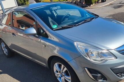 Opel Corsa 179.000 km 2.450 &euro; Essen 45141