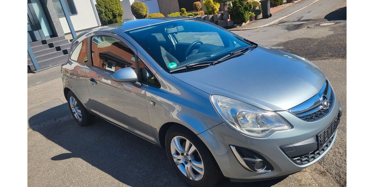 Opel Corsa 179.000 km 2.450 &euro; Essen 45141