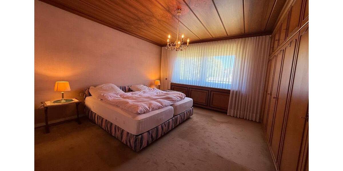 Einfamilienhaus Gladbeck - 7 Zimmer, 185 m&sup2;, 2.600&euro; | Angebot:26443116