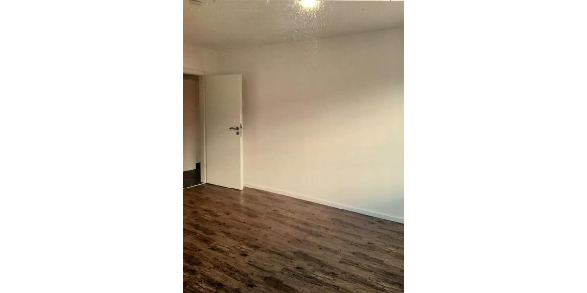 Etagenwohnung Oberhausen Alstaden - 3 Zimmer, 75 m&sup2;, 495&euro; | Angebot:26234178