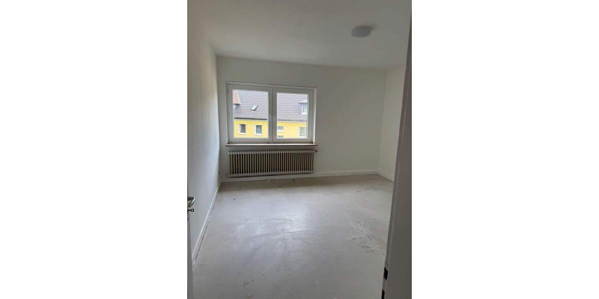 Etagenwohnung Essen Altendorf - 2 Zimmer, 66 m&sup2;, 500&euro; | Angebot:25733960