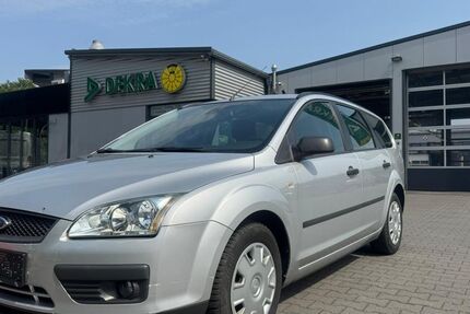 Ford Focus 121.000 km 3.290 € Bottrop 46238