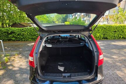 Hyundai i30 105.000 km 3.500 &euro; Ratingen 40878