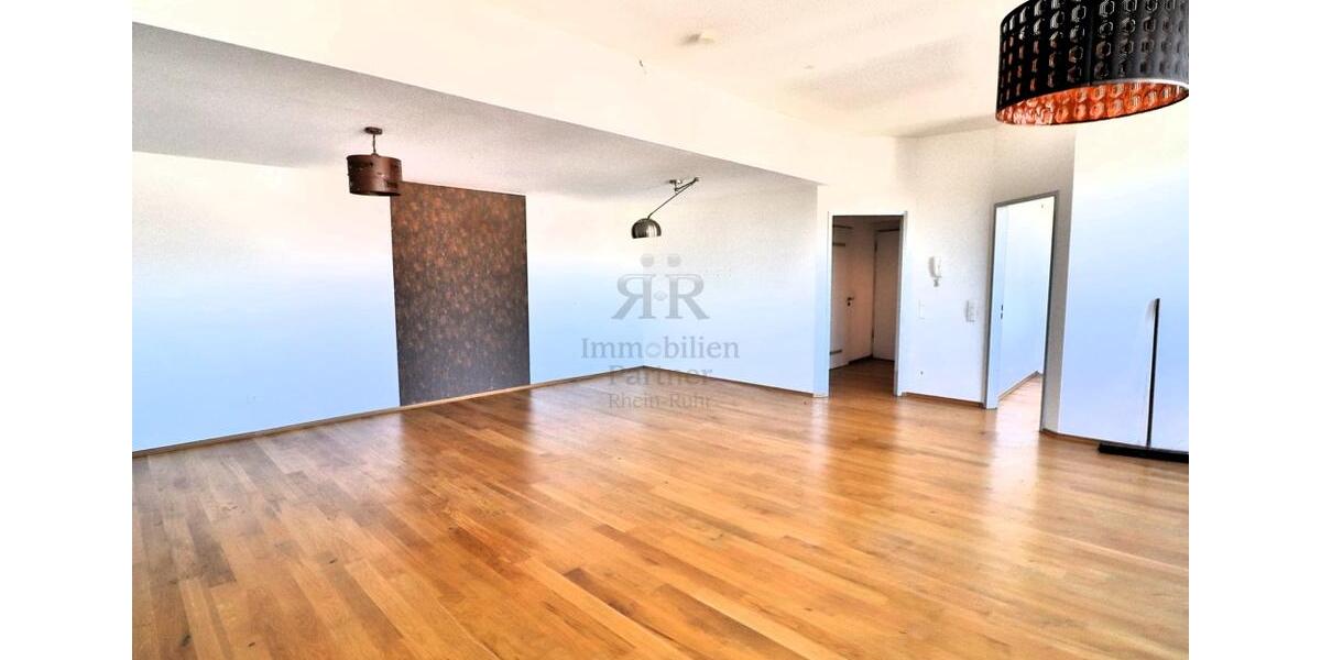 Dachgeschoßwohnung Voerde (Niederrhein) - 4 Zimmer, 120 m&sup2;, 1.056&euro; | Angebot:25852214