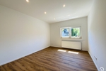 Einfamilienhaus mit 5 Zimmern und 2 Bädern, großem Garten ideal für Familien. Komplett saniert! - Einfamilienhaus Düsseldorf / Rath Rath | Angebot:27112998