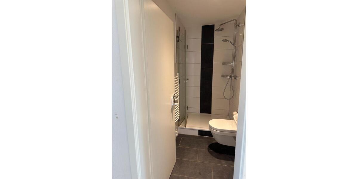 Dachgeschoßwohnung Bottrop Feldhausen - 3.5 Zimmer, 85 m&sup2;, 900&euro; | Angebot:25309689