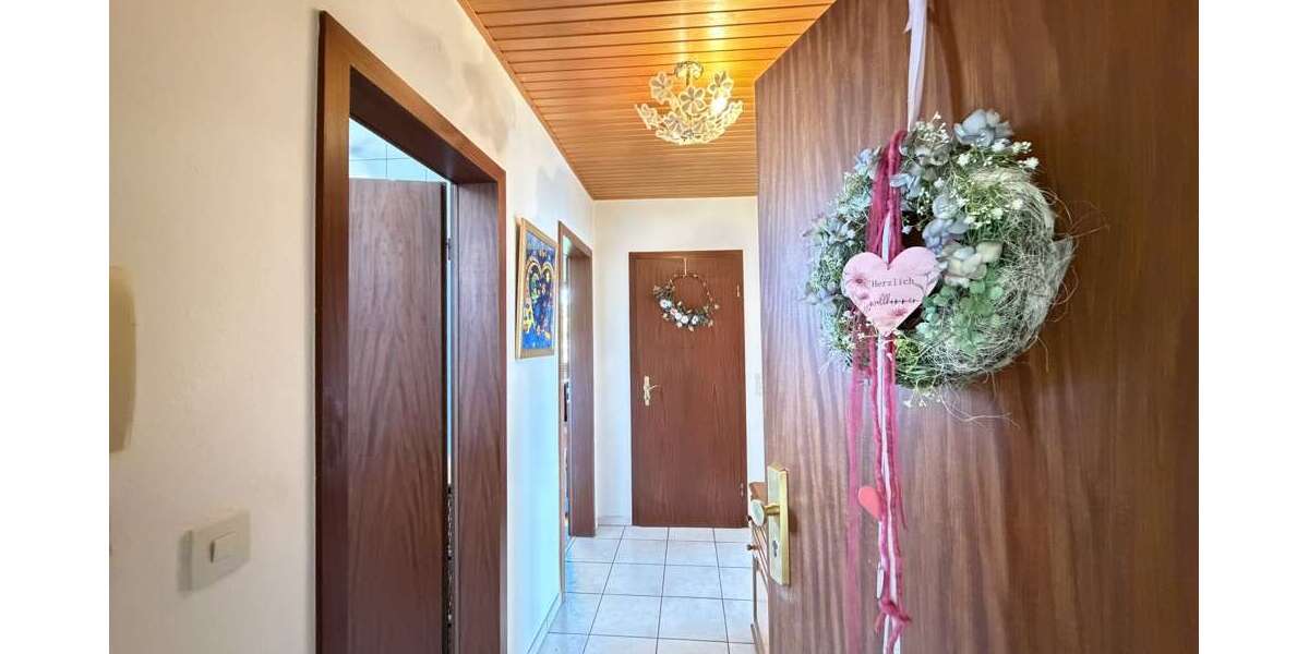 Etagenwohnung Moers Hochstraß - 1.5 Zimmer, 46 m&sup2;, 105.000&euro; | Angebot:27397678