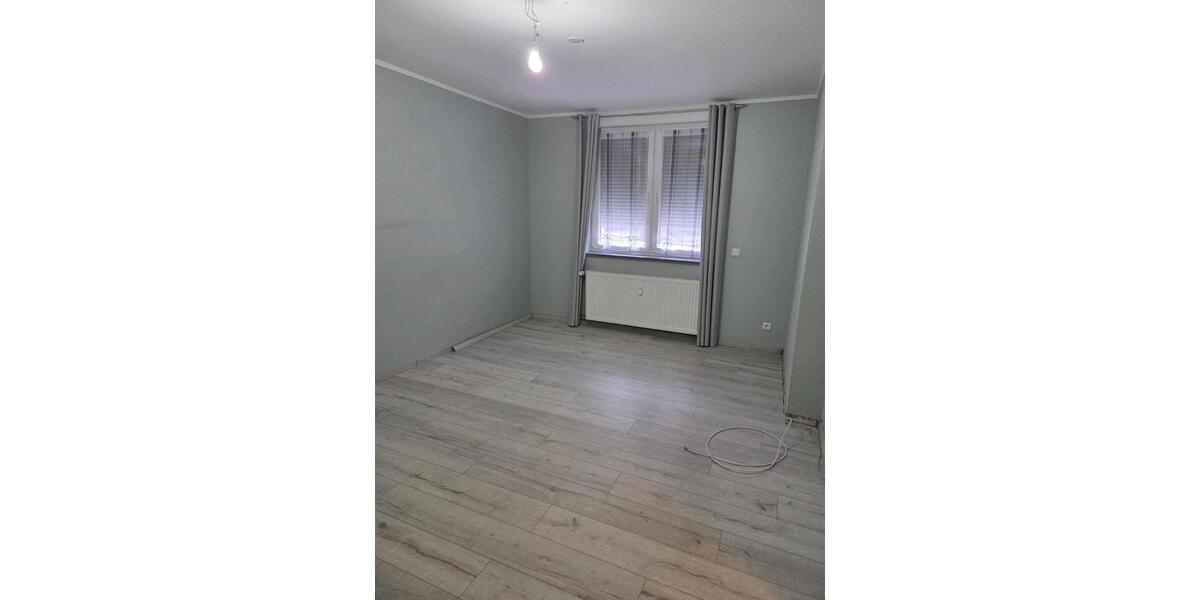 Erdgeschoßwohnung Gelsenkirchen Gelsenkirchen-West - 4 Zimmer, 130 m&sup2;, 293.000&euro; | Angebot:27038017