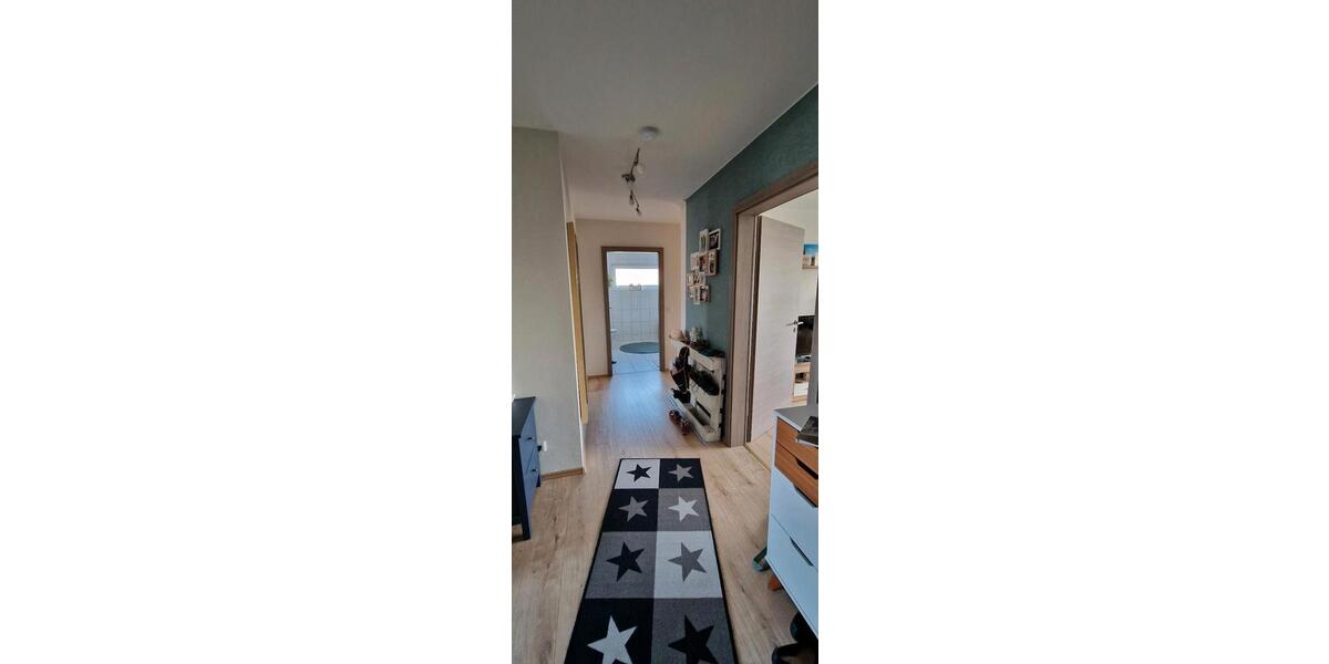 Dachgeschoßwohnung Voerde (Niederrhein) - 3.5 Zimmer, 78 m&sup2;, 795&euro; | Angebot:25625244