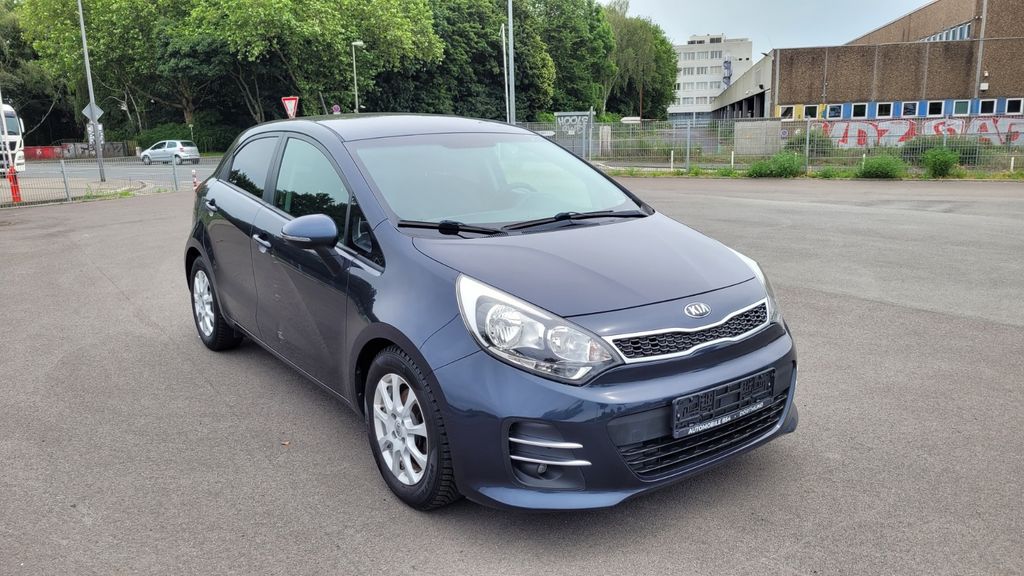 Kia Rio 245.000 km 3.290 &euro; Essen 45356