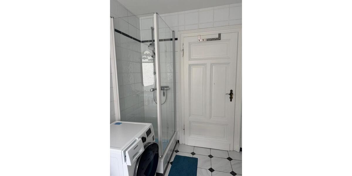 Etagenwohnung Düsseldorf Stadtbezirk 3 - 2 Zimmer, 75 m&sup2;, 1.400&euro; | Angebot:26278825