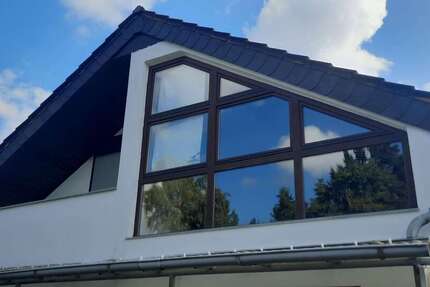 Haus zum Kaufen in Neukirchen-Vluyn 359.000 € 175 m² 7 zimmer