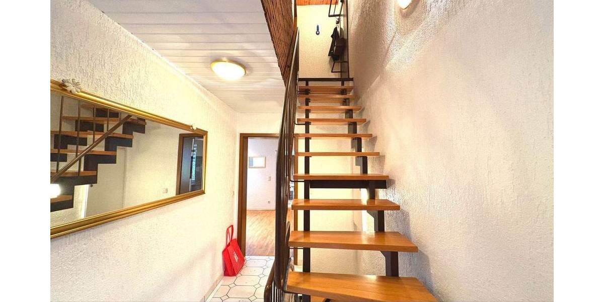 Einfamilienhaus Essen Schonnebeck - 4 Zimmer, 115 m&sup2;, 330.000&euro; | Angebot:24033290