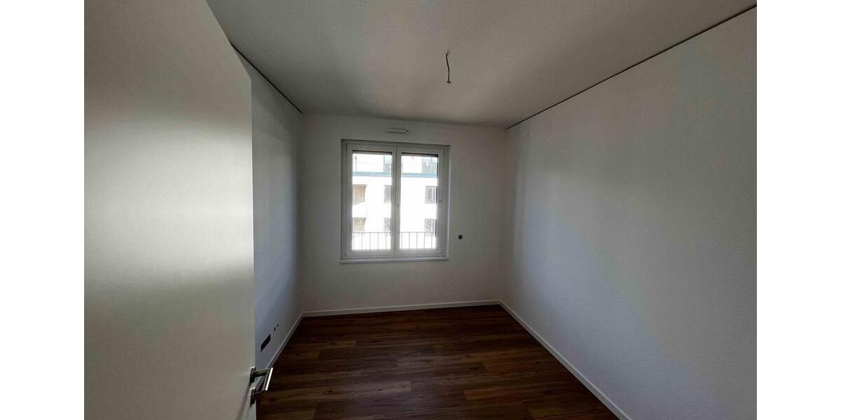 Etagenwohnung Düsseldorf Pempelfort - 4 Zimmer, 105 m&sup2;, 1.874&euro; | Angebot:25050575