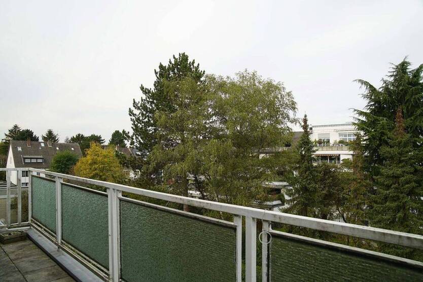 2 Zimmer Etagenwohnung mit Ausblick in Düsseldorf - Urdenbach