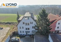 Diese GewerbeImmobilie mit 8 Parteien im Industriegebiet steht zum Verkauf!