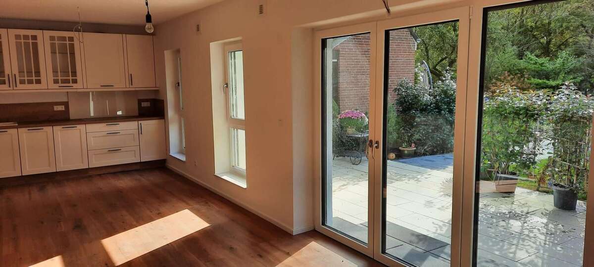 Haus zum Mieten in Willich-Neersen 3.300 € 235 m² 5 zimmer