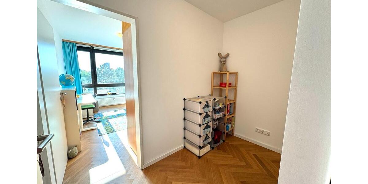 Etagenwohnung Düsseldorf Stadtbezirk 6 - 4 Zimmer, 121 m&sup2;, 665.000&euro; | Angebot:27098629