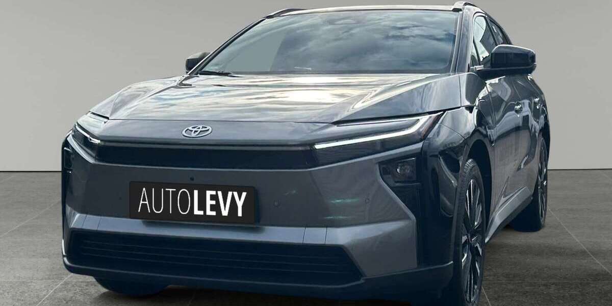 Toyota bZ4X 2.685 km 51.990 &euro; Neuss 41464