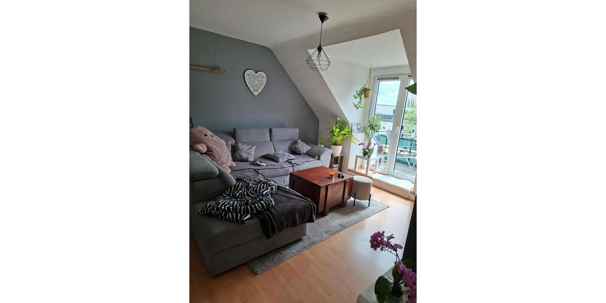 Dachgeschoßwohnung Essen Stadtbezirk IV - 3 Zimmer, 67 m&sup2;, 855&euro; | Angebot:26366523