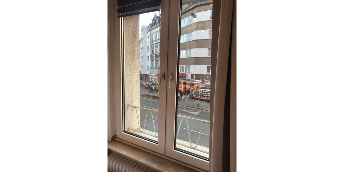 Etagenwohnung Düsseldorf Oberbilk - 3 Zimmer, 67 m&sup2;, 580&euro; | Angebot:24616426