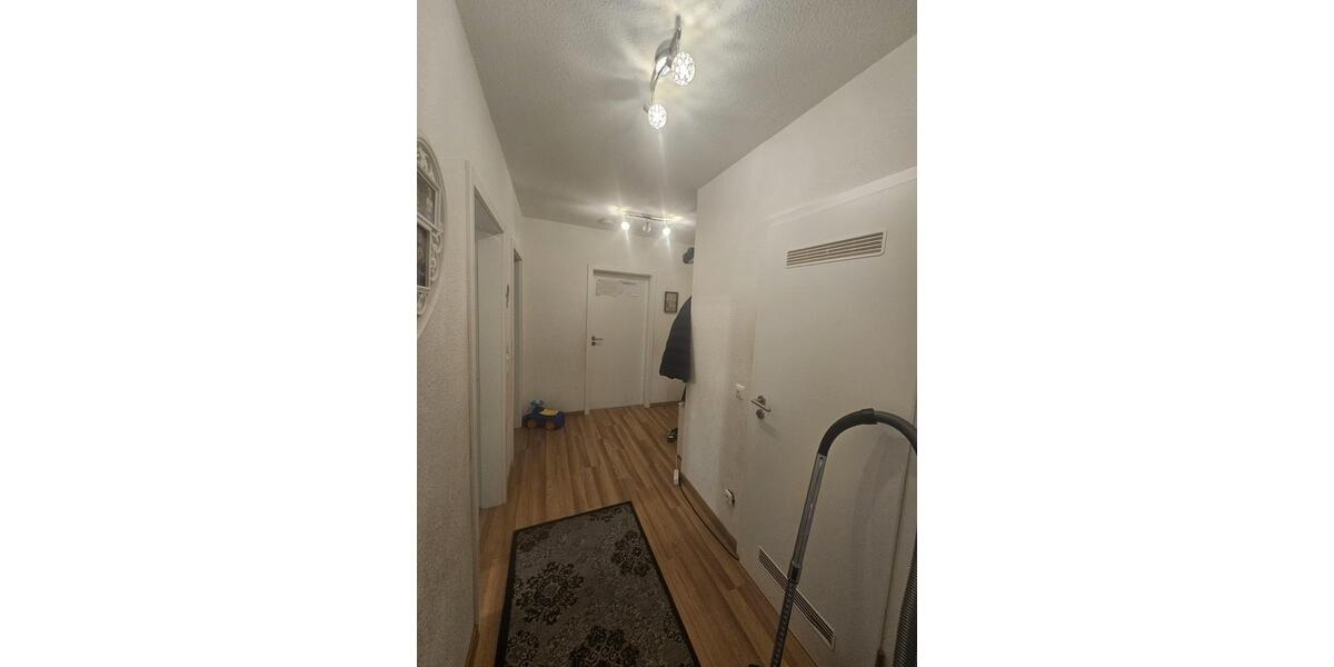 Erdgeschoßwohnung Gladbeck - 3 Zimmer, 84 m&sup2;, 550&euro; | Angebot:25394215