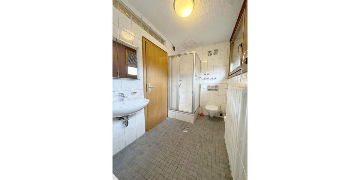 Mehrfamilienhaus, Wohnhaus Oberhausen Sterkrade-Nord - 9 Zimmer, 254 m&sup2;, 759.000&euro; | Angebot:25709919