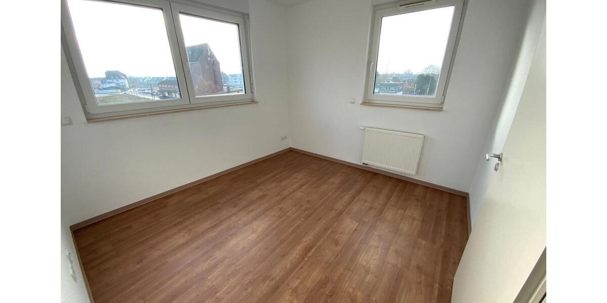 Dachgeschoßwohnung Meerbusch - 3 Zimmer, 111 m&sup2;, 1.589&euro; | Angebot:26261080
