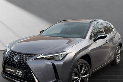Lexus UX 71.000 km 24.900 &euro; Duisburg 47055