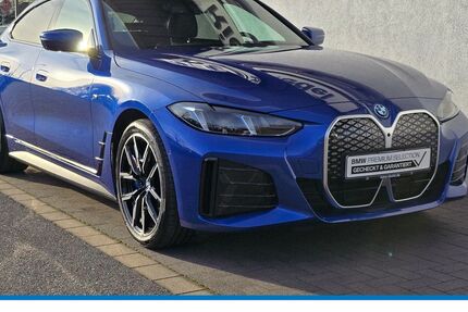 BMW i4 25.599 km 47.990 &euro; Dinslaken 46535